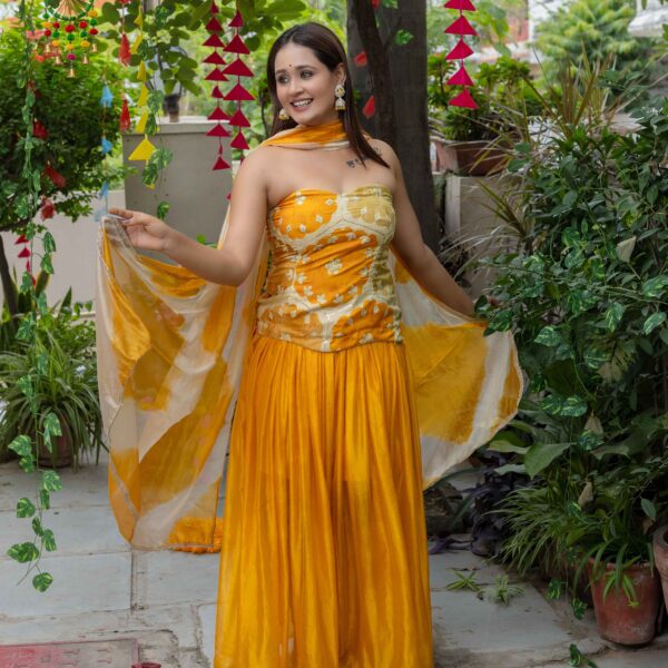 ✨ 𝐓𝐞𝐞𝐣 𝐑𝐚𝐧𝐠 – 𝐌𝐚𝐫𝐢𝐠𝐨𝐥𝐝 𝐏𝐫𝐢𝐧𝐭𝐞𝐝 𝐁𝐮𝐬𝐭𝐢𝐞𝐫 𝐏𝐞𝐩𝐥𝐮𝐦 𝐒𝐡𝐚𝐫𝐚𝐫𝐚 𝐒𝐞𝐭 ✨