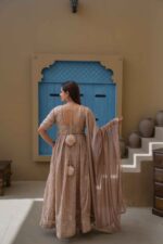 ✨ 𝐓𝐞𝐞𝐣 𝐋𝐮𝐱𝐞 – 𝐂𝐡𝐚𝐦𝐩𝐚𝐠𝐧𝐞 𝐆𝐨𝐥𝐝 𝐇𝐚𝐧𝐝𝐰𝐨𝐫𝐤 𝐀𝐧𝐚𝐫𝐤𝐚𝐥𝐢 𝐒𝐞𝐭 ✨ - Image 5