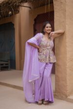 ✨ 𝐓𝐞𝐞𝐣 𝐋𝐮𝐱𝐞 – 𝐋𝐚𝐯𝐞𝐧𝐝𝐞𝐫 𝐄𝐦𝐛𝐫𝐨𝐢𝐝𝐞𝐫𝐞𝐝 𝐏𝐞𝐩𝐥𝐮𝐦 𝐒𝐡𝐚𝐫𝐚𝐫𝐚 𝐒𝐞𝐭 ✨