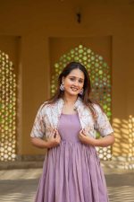 ✨ 𝐓𝐞𝐞𝐣 𝐋𝐮𝐱𝐞 – 𝐋𝐢𝐥𝐚𝐜 𝐅𝐥𝐨𝐰𝐲 𝐌𝐚𝐱𝐢 𝐆𝐨𝐰𝐧 𝐰𝐢𝐭𝐡 𝐄𝐦𝐛𝐫𝐨𝐢𝐝𝐞𝐫𝐞𝐝 𝐉𝐚𝐜𝐤𝐞𝐭 ✨