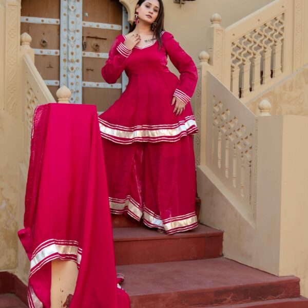 ✨ 𝐓𝐞𝐞𝐣 𝐋𝐮𝐱𝐞 – 𝐑𝐨𝐲𝐚𝐥 𝐏𝐢𝐧𝐤 𝐏𝐞𝐩𝐥𝐮𝐦 𝐓𝐨𝐩 𝐆𝐡𝐚𝐫𝐚𝐫𝐚 𝐒𝐞𝐭 ✨