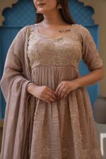 ✨ 𝐓𝐞𝐞𝐣 𝐋𝐮𝐱𝐞 – 𝐂𝐡𝐚𝐦𝐩𝐚𝐠𝐧𝐞 𝐆𝐨𝐥𝐝 𝐇𝐚𝐧𝐝𝐰𝐨𝐫𝐤 𝐀𝐧𝐚𝐫𝐤𝐚𝐥𝐢 𝐒𝐞𝐭 ✨ - Image 4