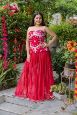 𝐓𝐞𝐞𝐣 𝐑𝐚𝐧𝐠 – 𝐑𝐞𝐝 𝐏𝐞𝐩𝐥𝐮𝐦 𝐓𝐞𝐛𝐛𝐲 𝐓𝐨𝐩 & 𝐏𝐥𝐚𝐳𝐨 𝐒𝐞𝐭 𝐰𝐢𝐭𝐡 𝐎𝐦𝐛𝐫𝐞 𝐃𝐮𝐩𝐚𝐭𝐭𝐚 ✨ - Image 3