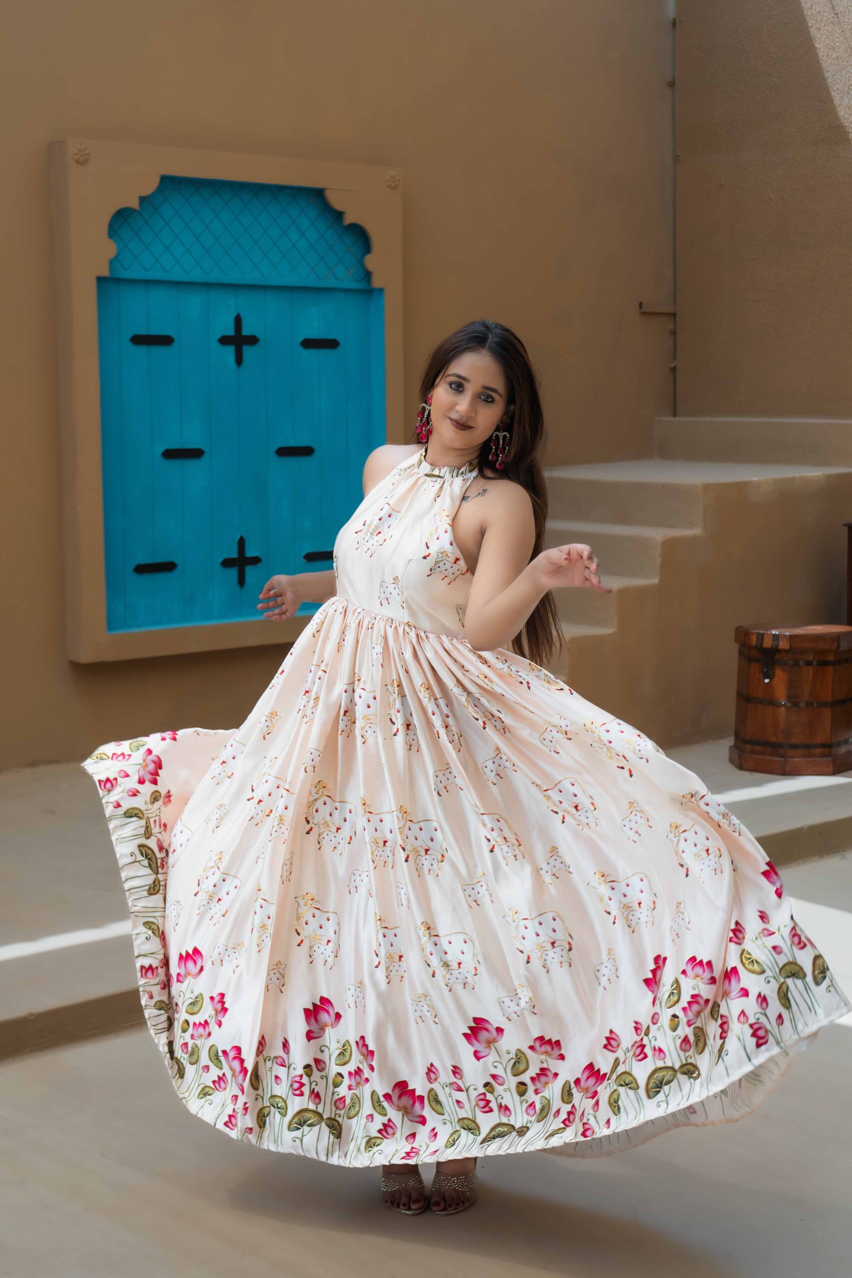 JSP00285 𝐇𝐚𝐥𝐭𝐞𝐫 𝐍𝐞𝐜𝐤 𝐅𝐥𝐚𝐫𝐞𝐝 𝐀𝐧𝐚𝐫𝐤𝐚𝐥𝐢 Soft Satin | Elegant Print | Lotus Border - Image 1