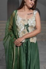 𝐄𝐦𝐛𝐫𝐨𝐢𝐝𝐞𝐫𝐞𝐝 𝐏𝐞𝐩𝐥𝐮𝐦 𝐏𝐚𝐥𝐚𝐳𝐨 𝐒𝐞𝐭 - Image 4