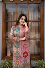 𝐇𝐚𝐧𝐝𝐄𝐦𝐛𝐞𝐥𝐥𝐢𝐬𝐡𝐞𝐝 𝐄𝐭𝐡𝐧𝐢𝐜 𝐊𝐮𝐫𝐭𝐚 𝐒𝐞𝐭 – 𝐏𝐫𝐞𝐦𝐢𝐮𝐦 𝐅𝐞𝐬𝐭𝐢𝐯𝐞 𝐄𝐝𝐢𝐭 - Image 4