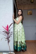 𝐏𝐫𝐢𝐧𝐭𝐞𝐝 𝐅𝐥𝐨𝐰𝐲 𝐄𝐭𝐡𝐧𝐢𝐜 𝐆𝐨𝐰𝐧 – 𝐏𝐫𝐞𝐦𝐢𝐮𝐦 𝐃𝐚𝐲 𝐓𝐨 𝐅𝐞𝐬𝐭𝐢𝐯𝐞 𝐖𝐞𝐚𝐫 - Image 3